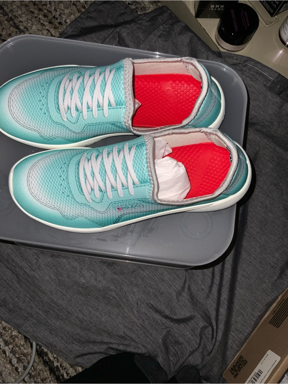 Psudo Womens aqua size 8 Sneakers with printed faux-laces